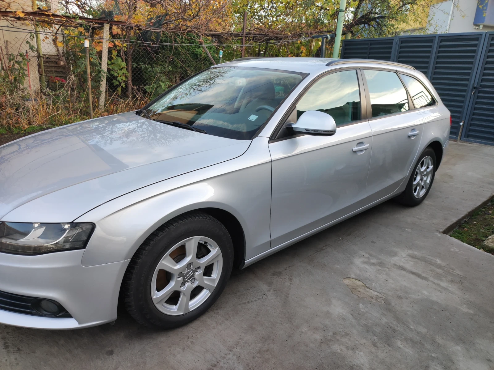 Audi A4 B8  | Mobile.bg � ����������� 3