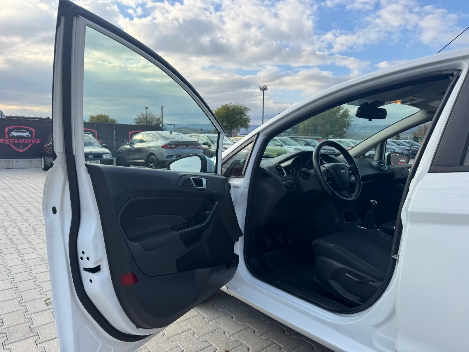 Ford Fiesta 1.5TDCI EURO-6 - изображение 9