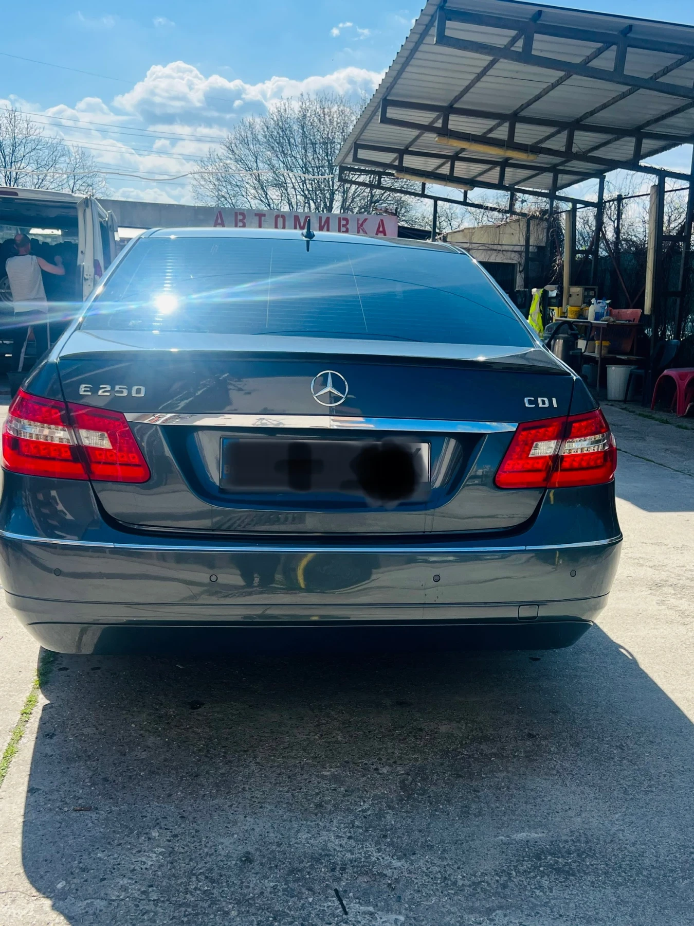 Mercedes-Benz E 250 2200 cdi Avangard, снимка 3 - Автомобили и джипове - 53689218