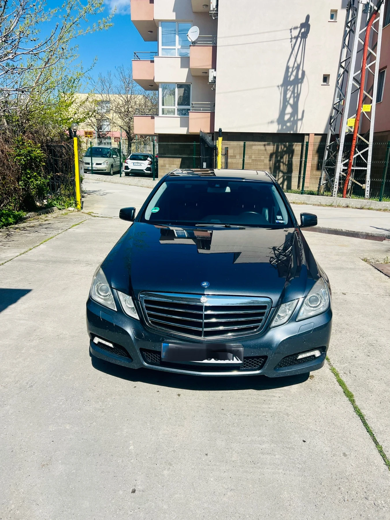 Mercedes-Benz E 250 2200 cdi Avangard, снимка 14 - Автомобили и джипове - 53689218