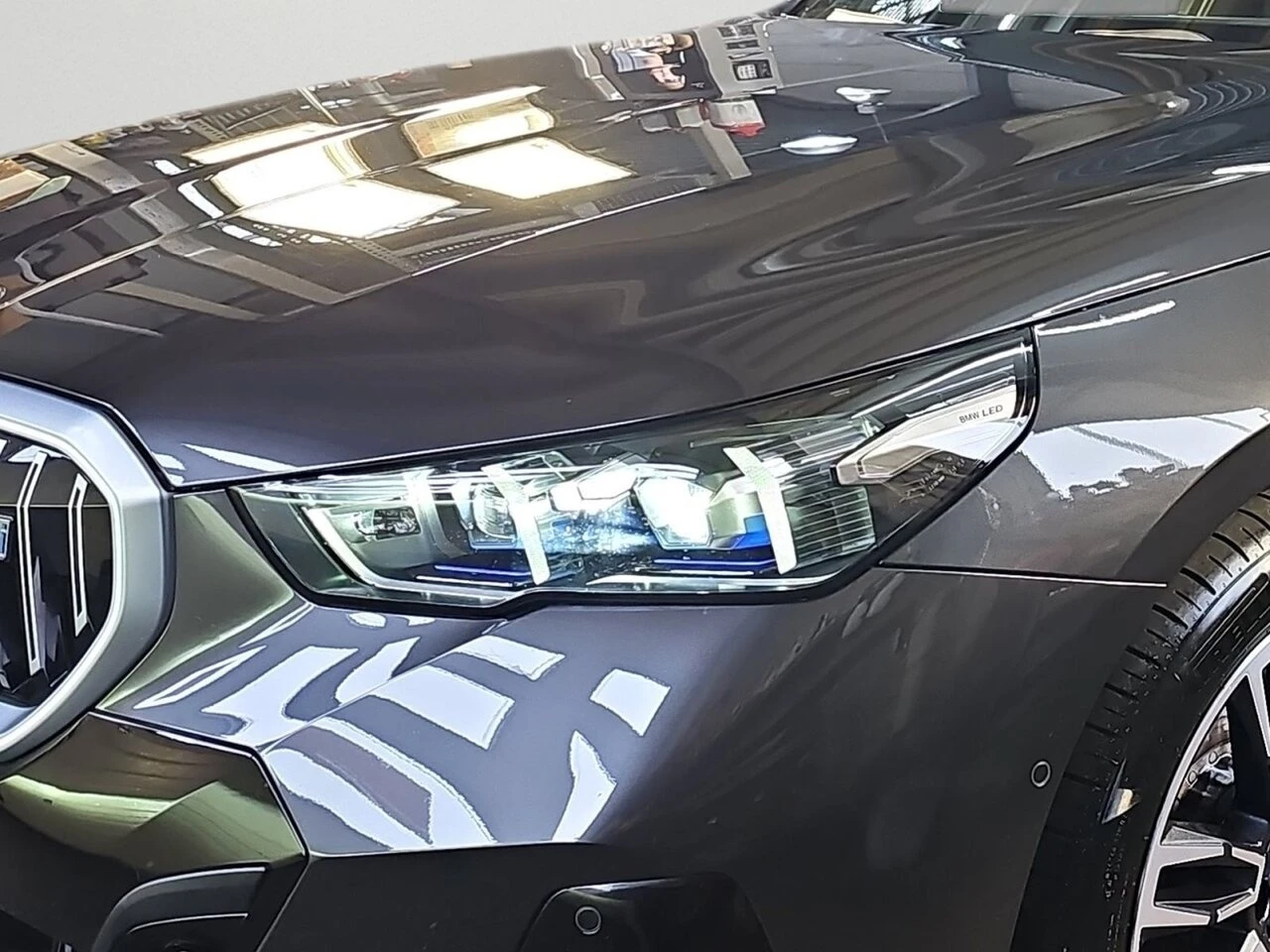 BMW i5 eDrive40, снимка 4 - Автомобили и джипове - 53720804