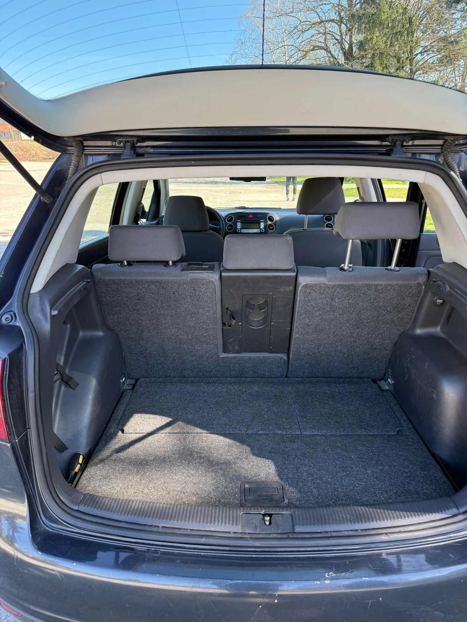 VW Golf Plus 1.9 TDI, снимка 9 - Автомобили и джипове - 53800050