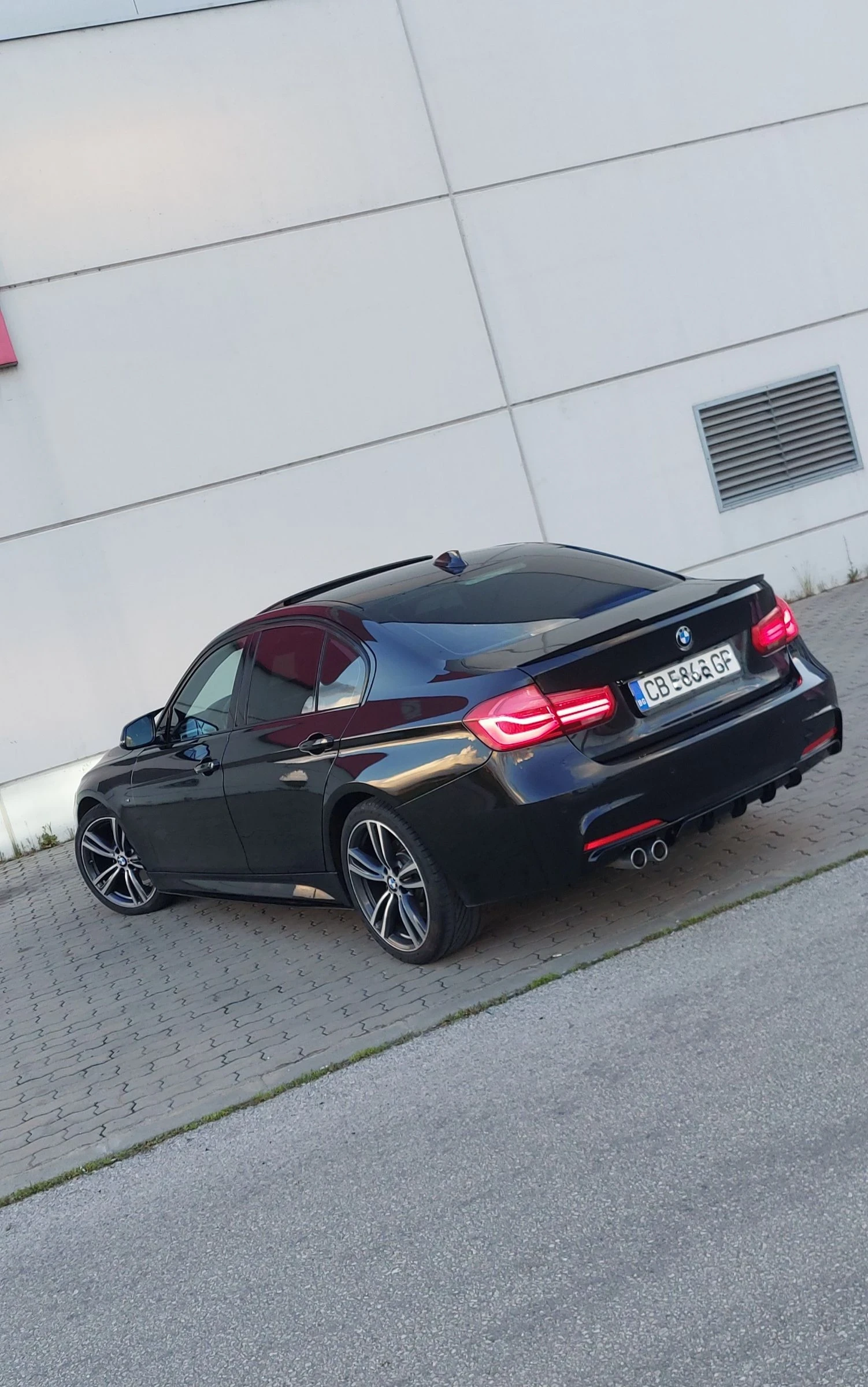 BMW 320 B47 - Facelift | xDrive | М-Sport Package | , снимка 3 - Автомобили и джипове - 54813517