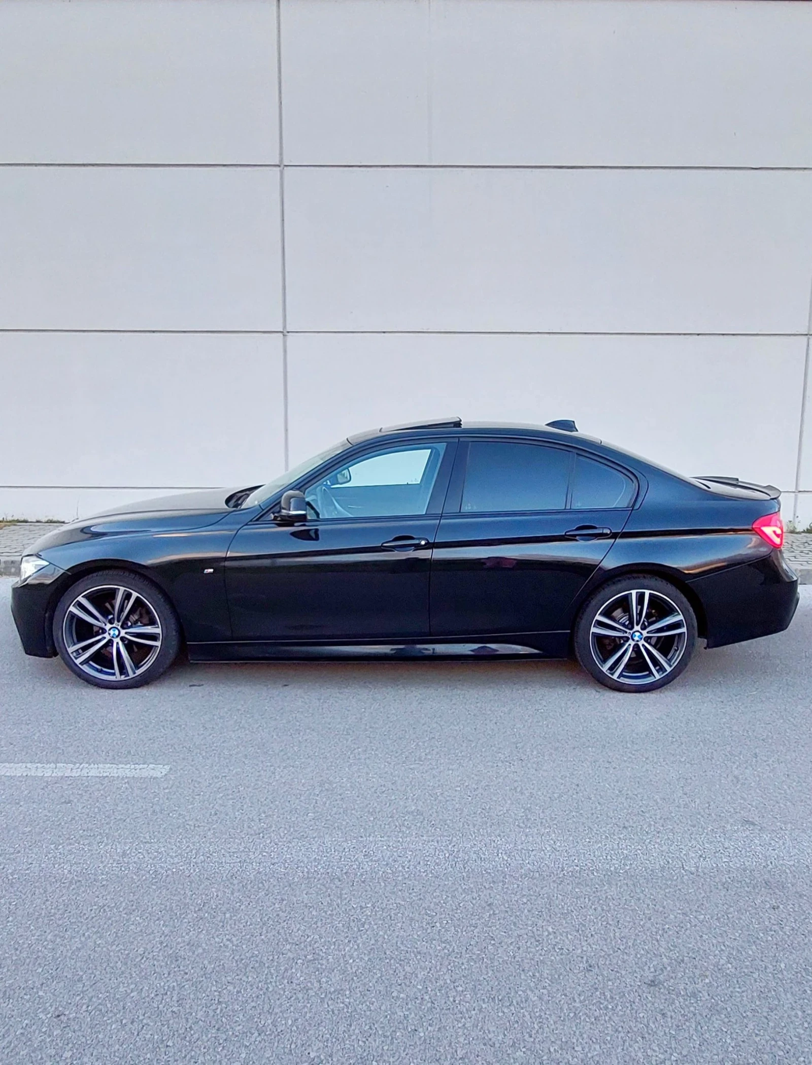 BMW 320 B47/xDrive/М-Performance , снимка 6 - Автомобили и джипове - 54657784