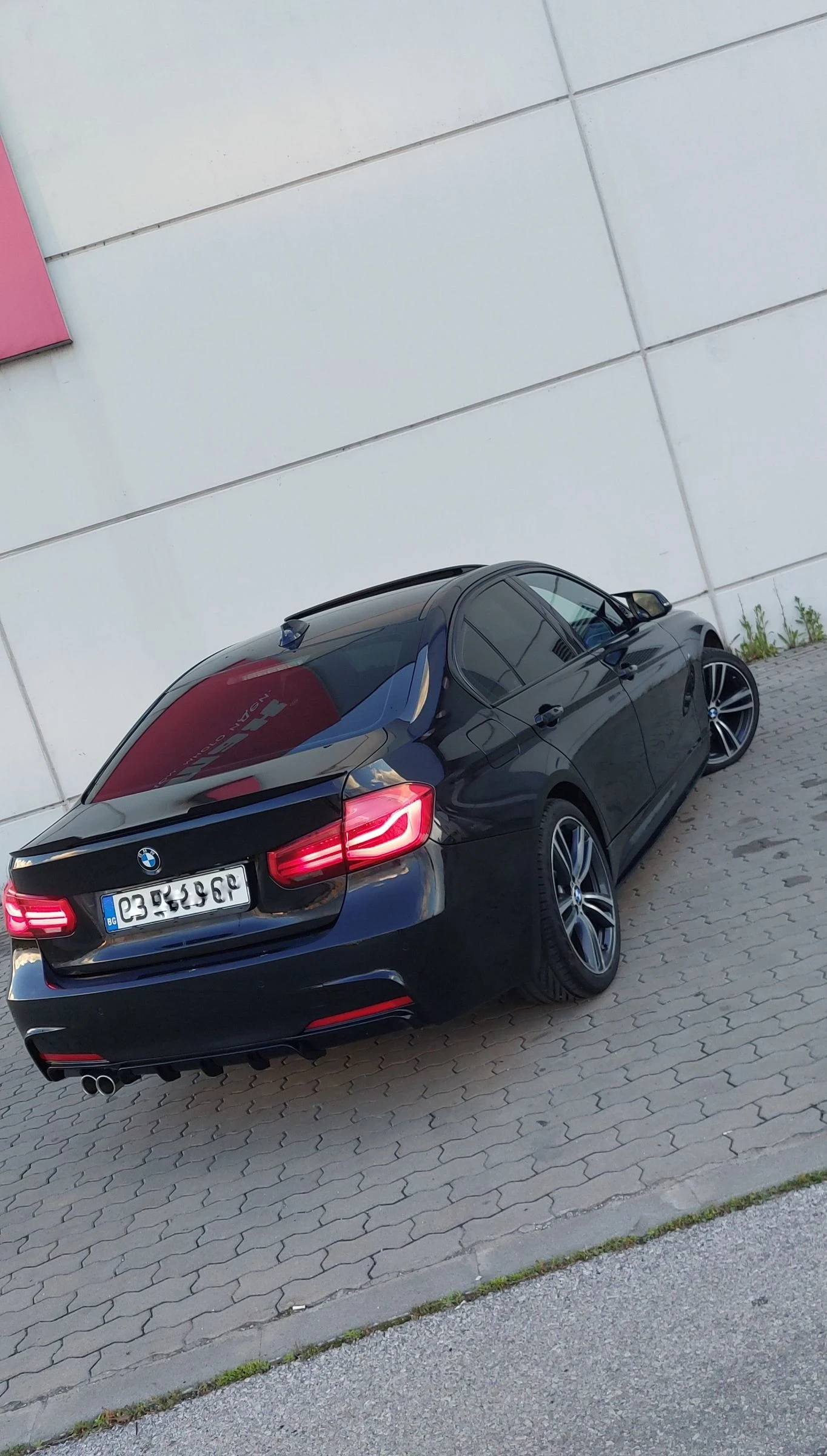 BMW 320 B47 - Facelift | xDrive | М-Sport Package | , снимка 4 - Автомобили и джипове - 54813517