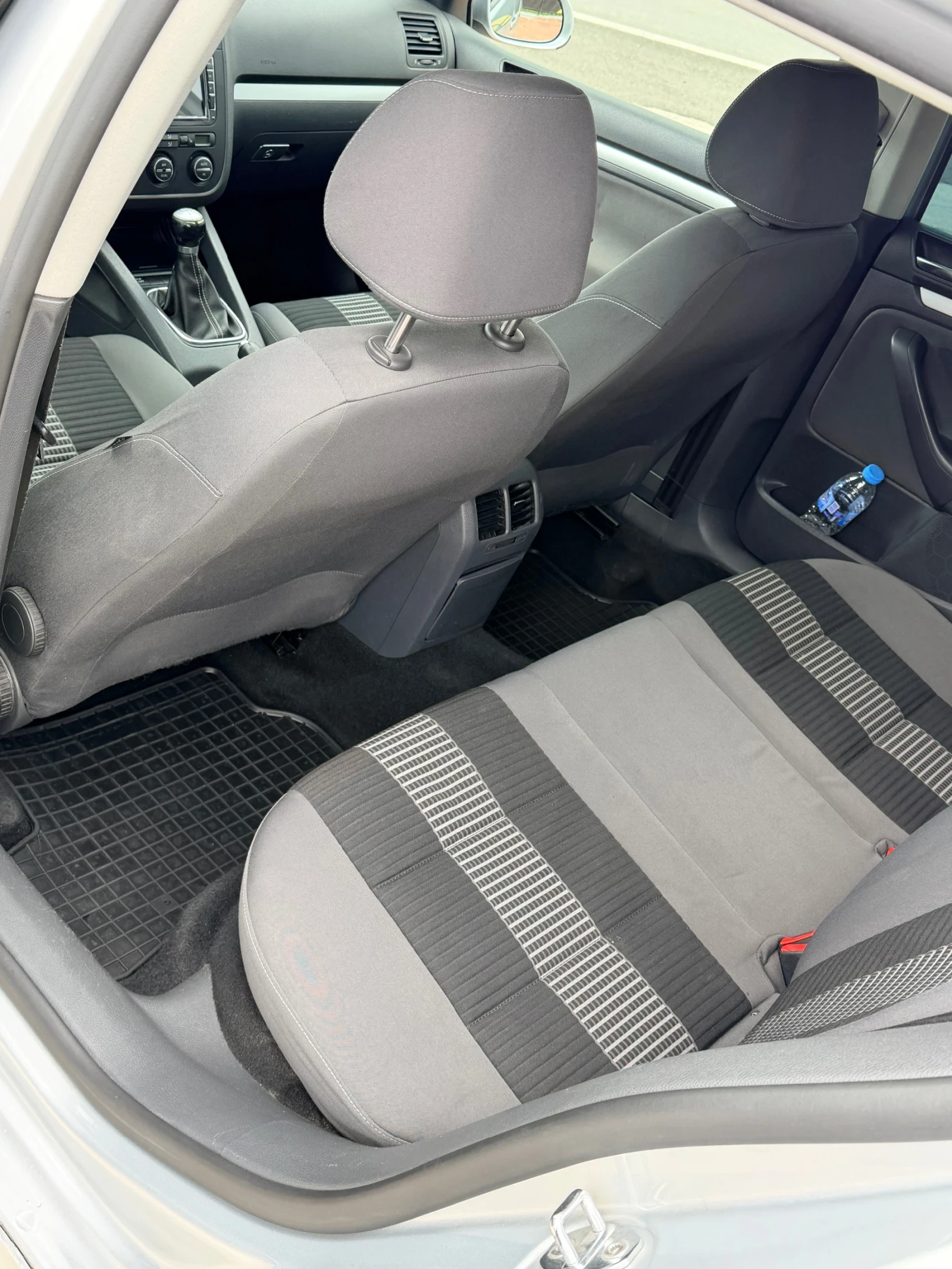 VW Golf, снимка 10 - Автомобили и джипове - 54312384