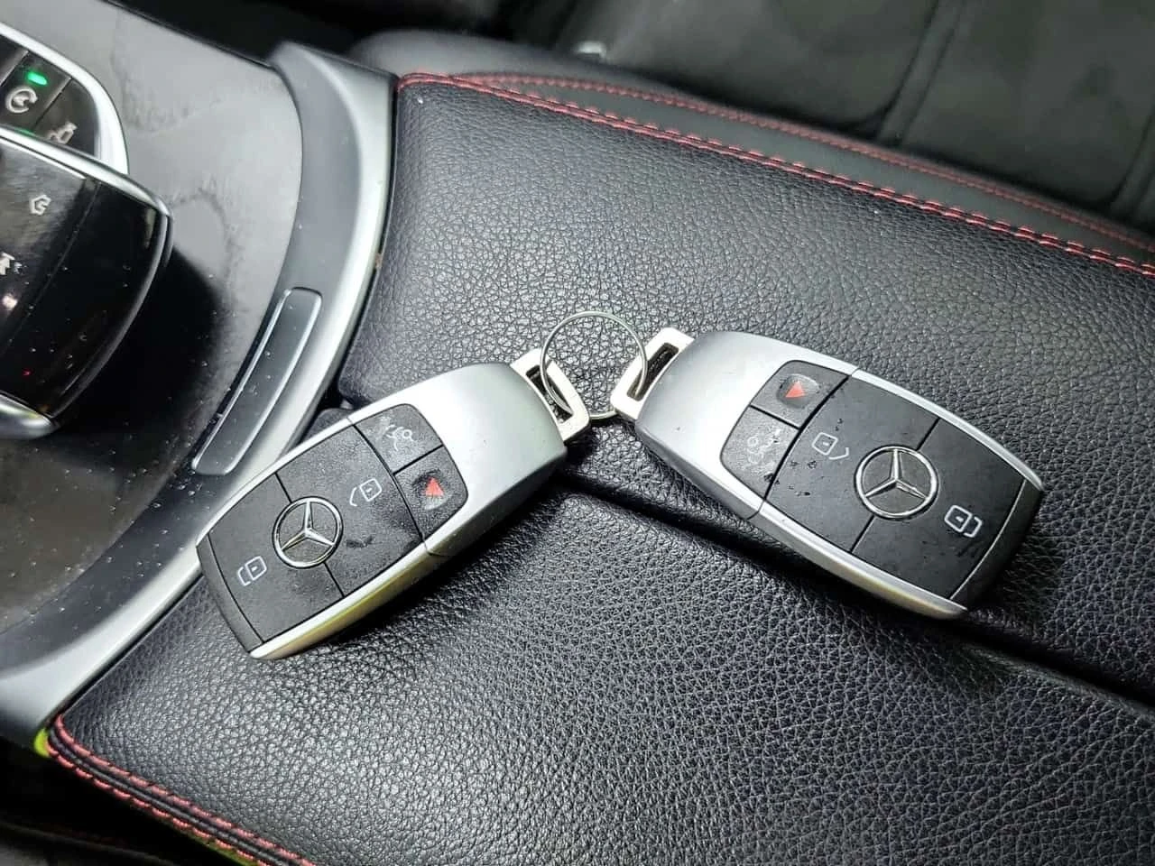 Mercedes-Benz C 43 AMG  ДИСТРОНИК * 360 * BURMESTER * PANO * 2 КЛЮЧА, снимка 8 - Автомобили и джипове - 54348769