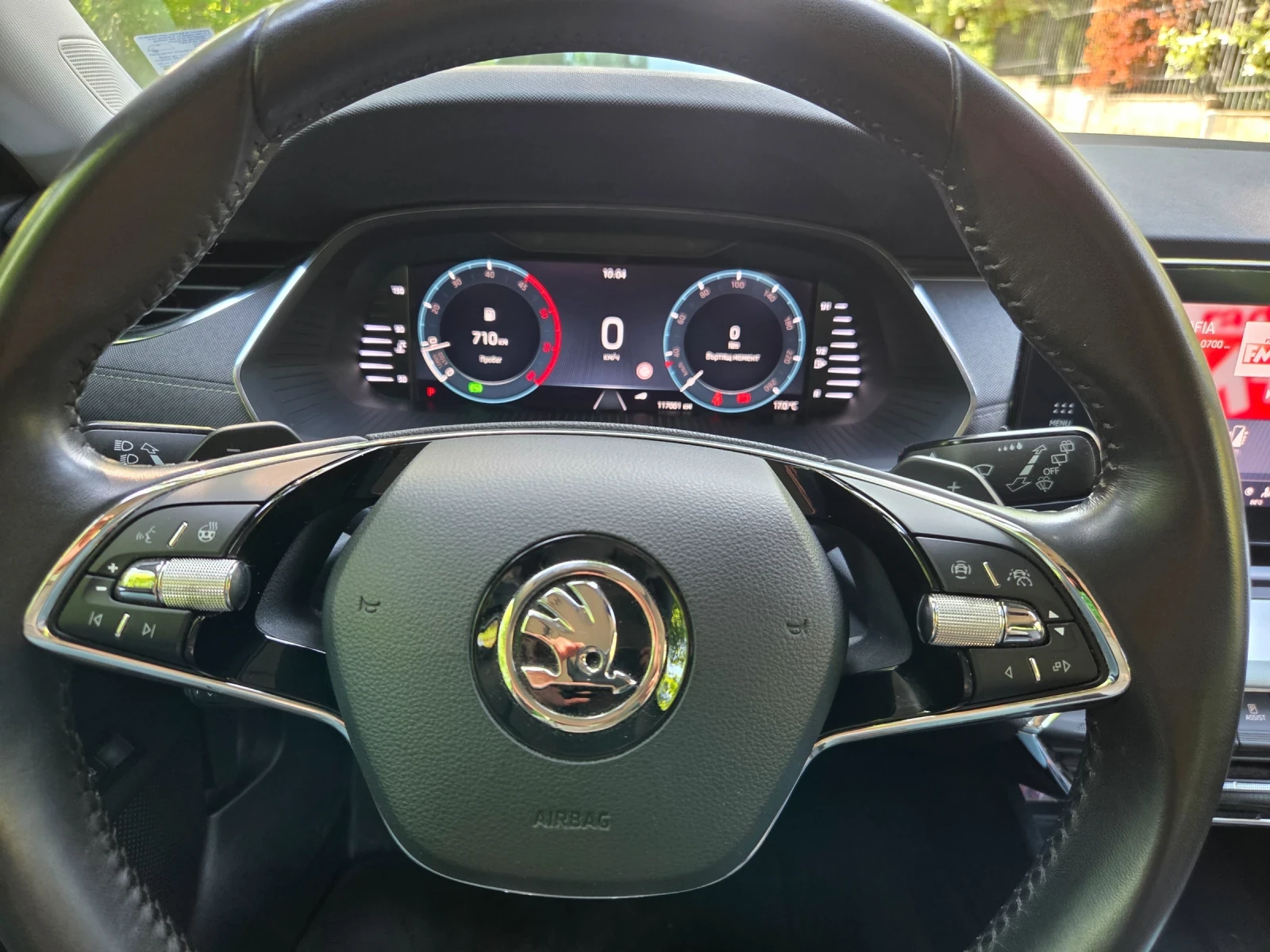 Skoda Octavia 2.0 TDI MATRIX, снимка 13 - Автомобили и джипове - 54999691