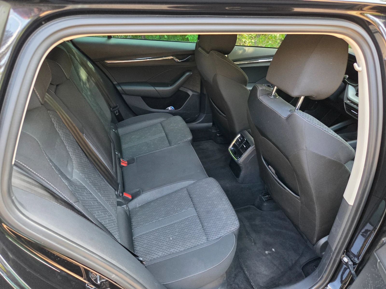 Skoda Octavia 2.0 TDI MATRIX, снимка 15 - Автомобили и джипове - 54999691