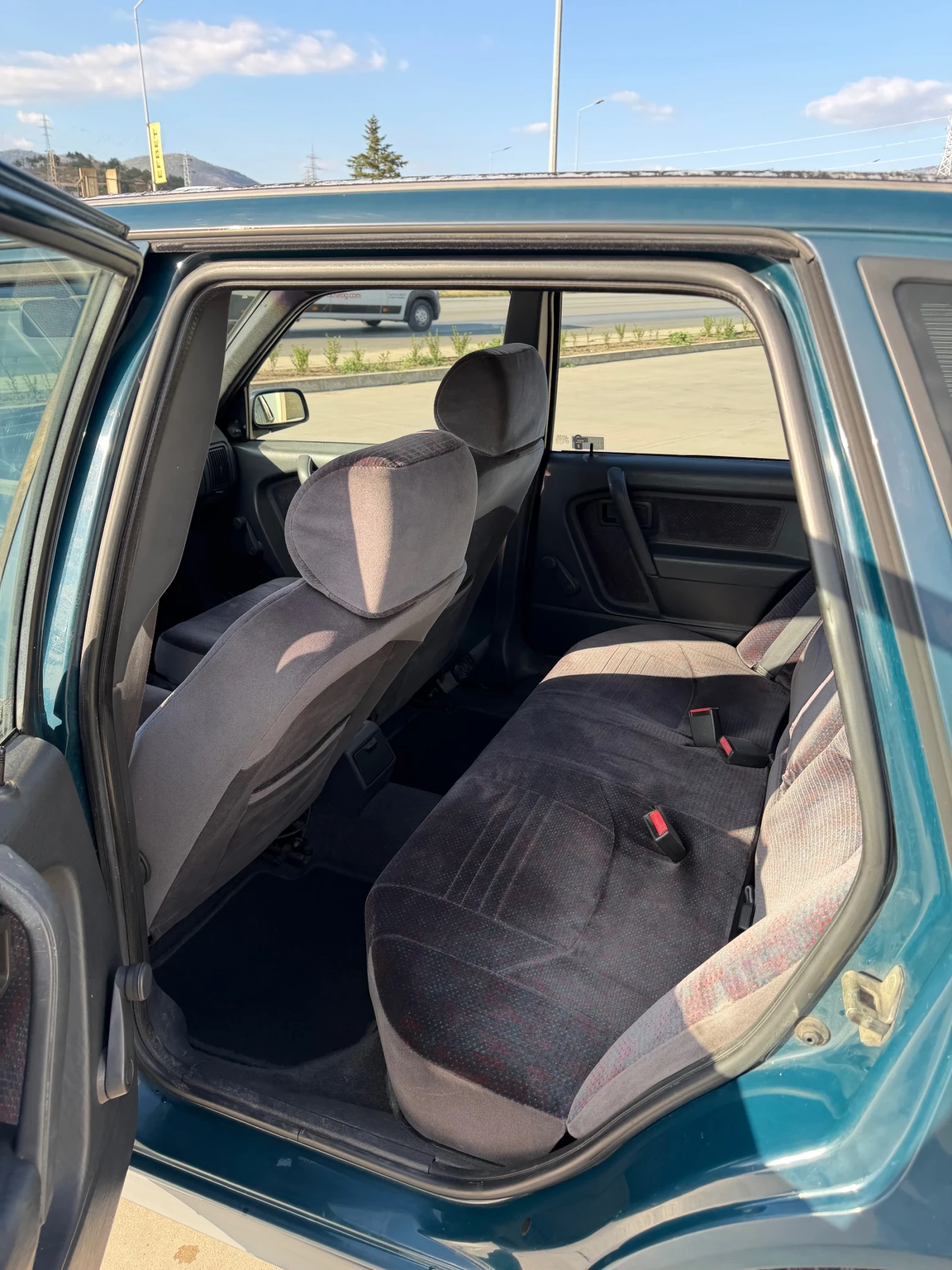 Volvo 440 1.8 климатик !!, снимка 5 - Автомобили и джипове - 56156881
