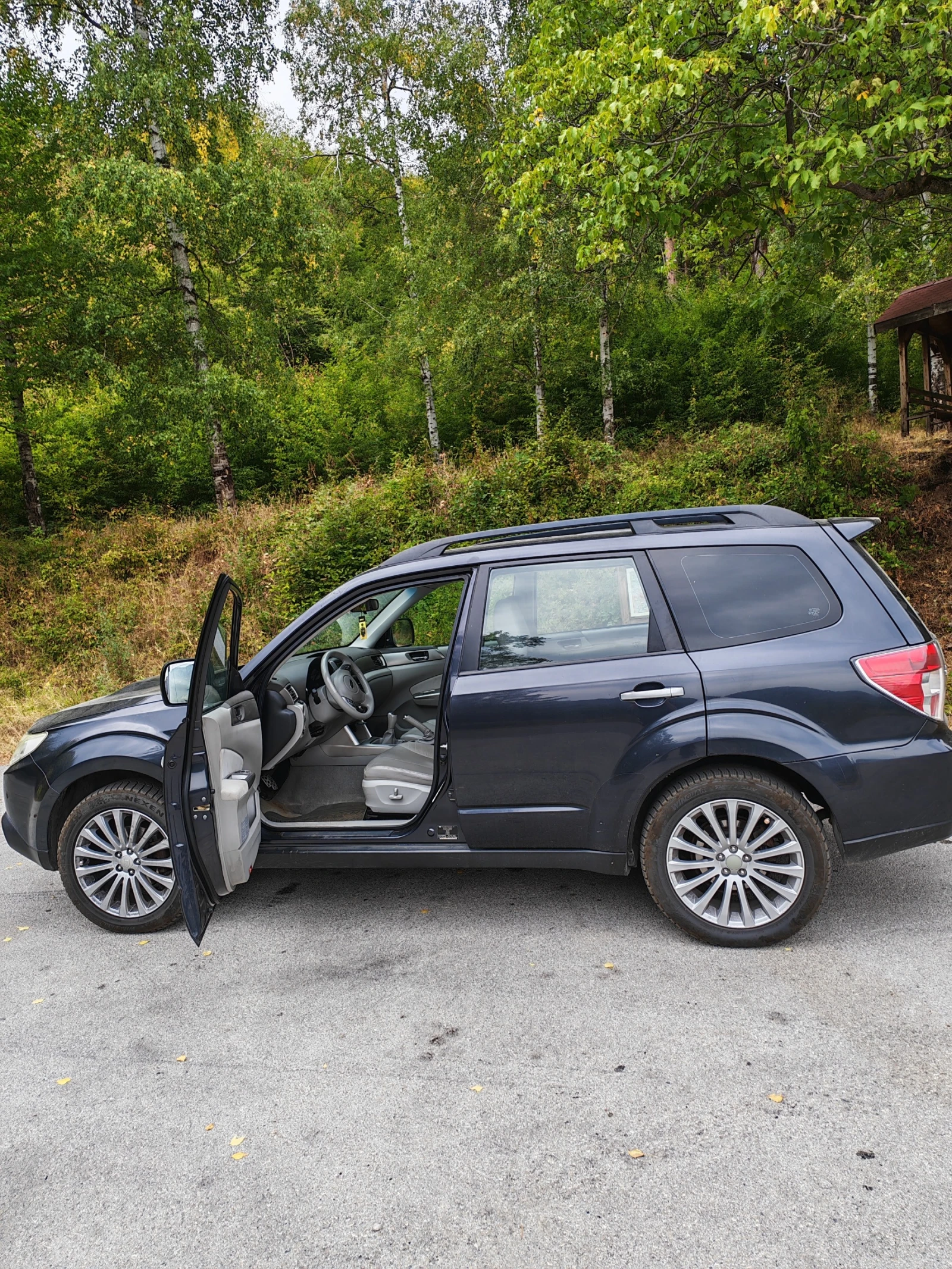 Subaru Forester XT 230kc, снимка 4 - Автомобили и джипове - 56227199