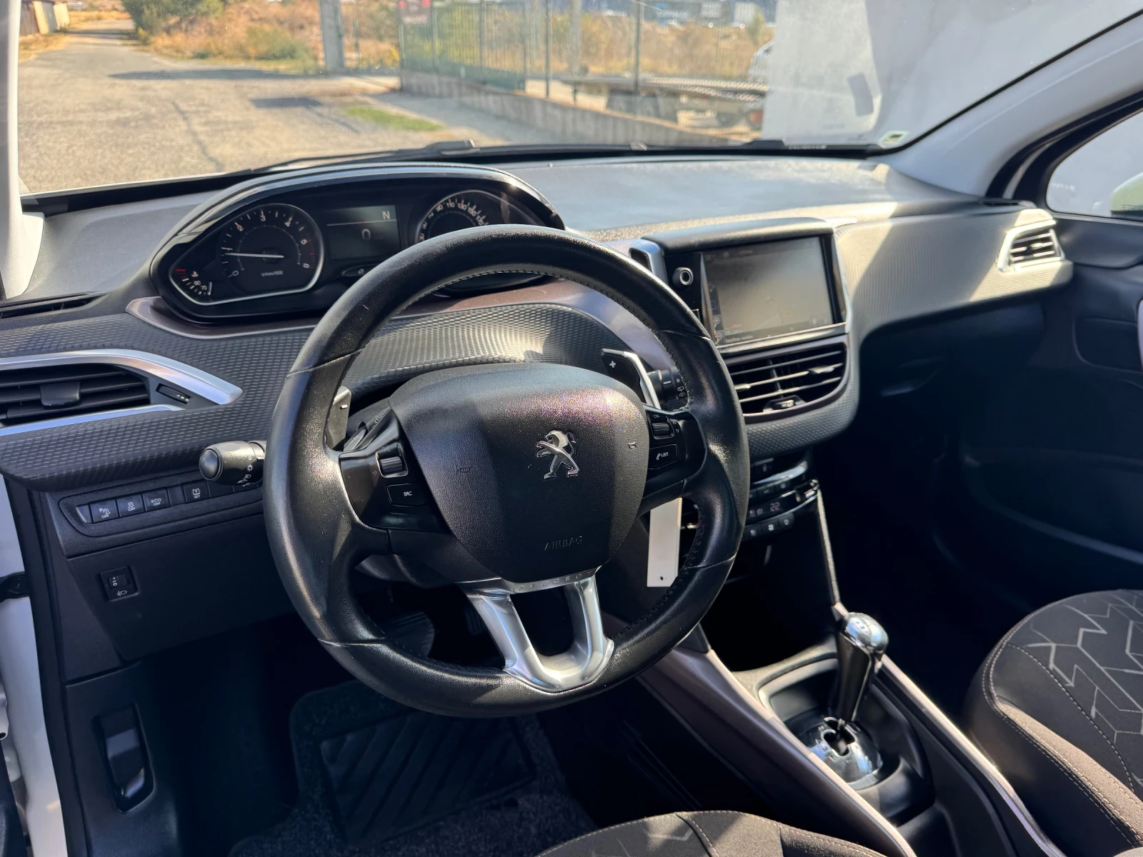 Peugeot 2008 1.6 HDI * AVTOMAT* NAVI* TOP*  | Mobile.bg � ����������� 9