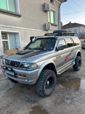 Mitsubishi Pajero sport 3.0 V6 ръчка - 12000 € / 23469.96 лв. - 79014943 5