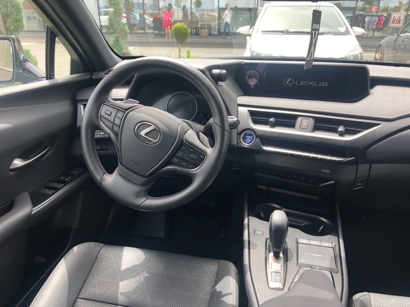 Lexus UX 300e Luxury, снимка 7 - Автомобили и джипове - 47291833