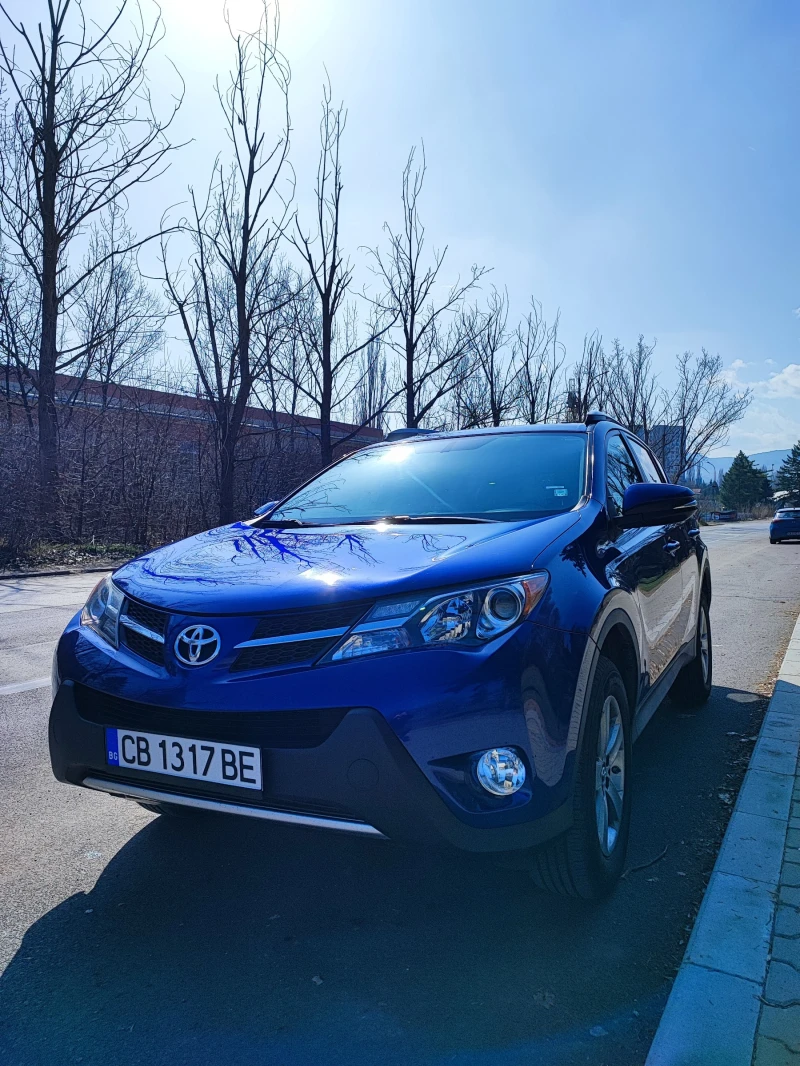 Toyota Rav4 XLE 4X4 AWD, снимка 1 - Автомобили и джипове - 47269996