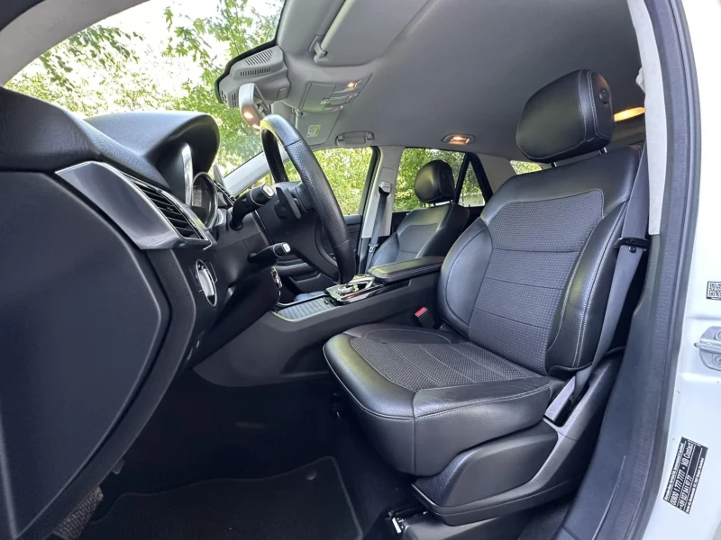 Mercedes-Benz GLE 350 4-MATIC / AMG OPTIC / 360  КАМЕРИ, снимка 10 - Автомобили и джипове - 51699501