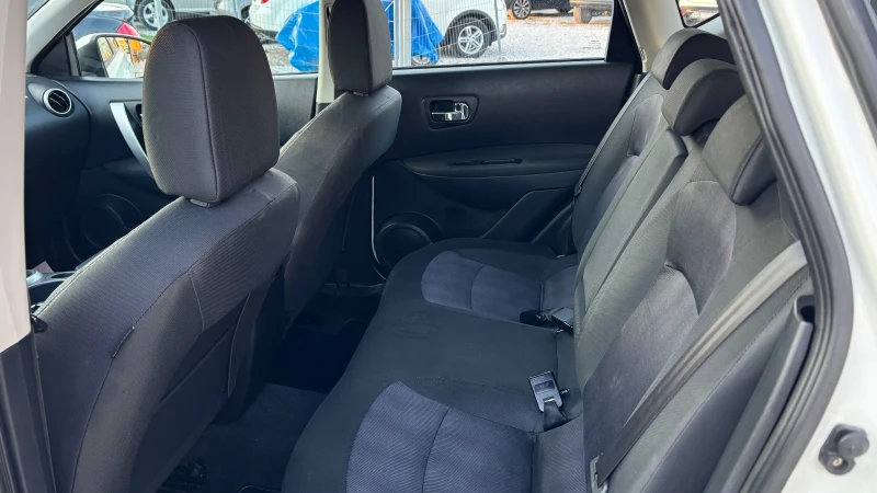 Nissan Qashqai Нов внос от Италия, снимка 7 - Автомобили и джипове - 53166146