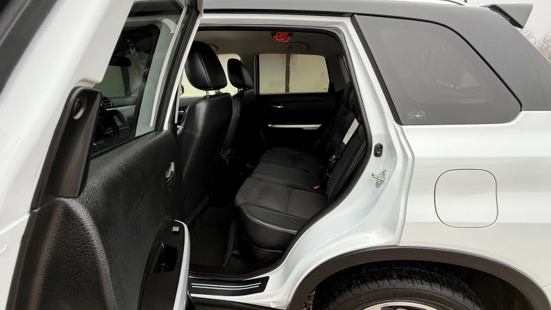 Suzuki Vitara 1.6DDIS/168000км/EURO 6B/NAVI/DISTRONIC/ИТАЛИЯ, снимка 17 - Автомобили и джипове - 53440808