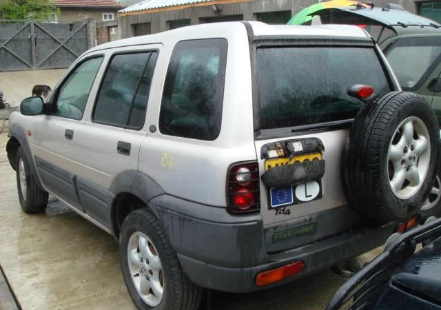 Land Rover Freelander 2.0TD4 i 1.8i, снимка 2 - Автомобили и джипове - 46834291