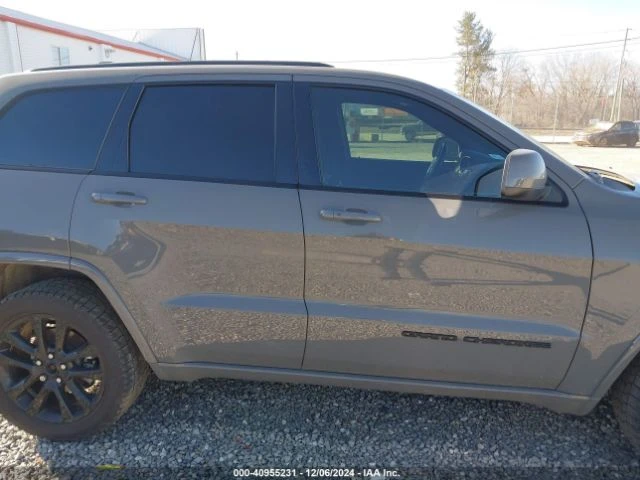 Jeep Grand cherokee ALTITUDE 4X4, снимка 13 - Автомобили и джипове - 48630165