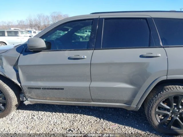 Jeep Grand cherokee ALTITUDE 4X4, снимка 14 - Автомобили и джипове - 48630165