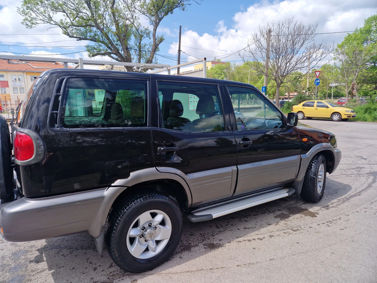 Nissan Terrano  - изображение 3