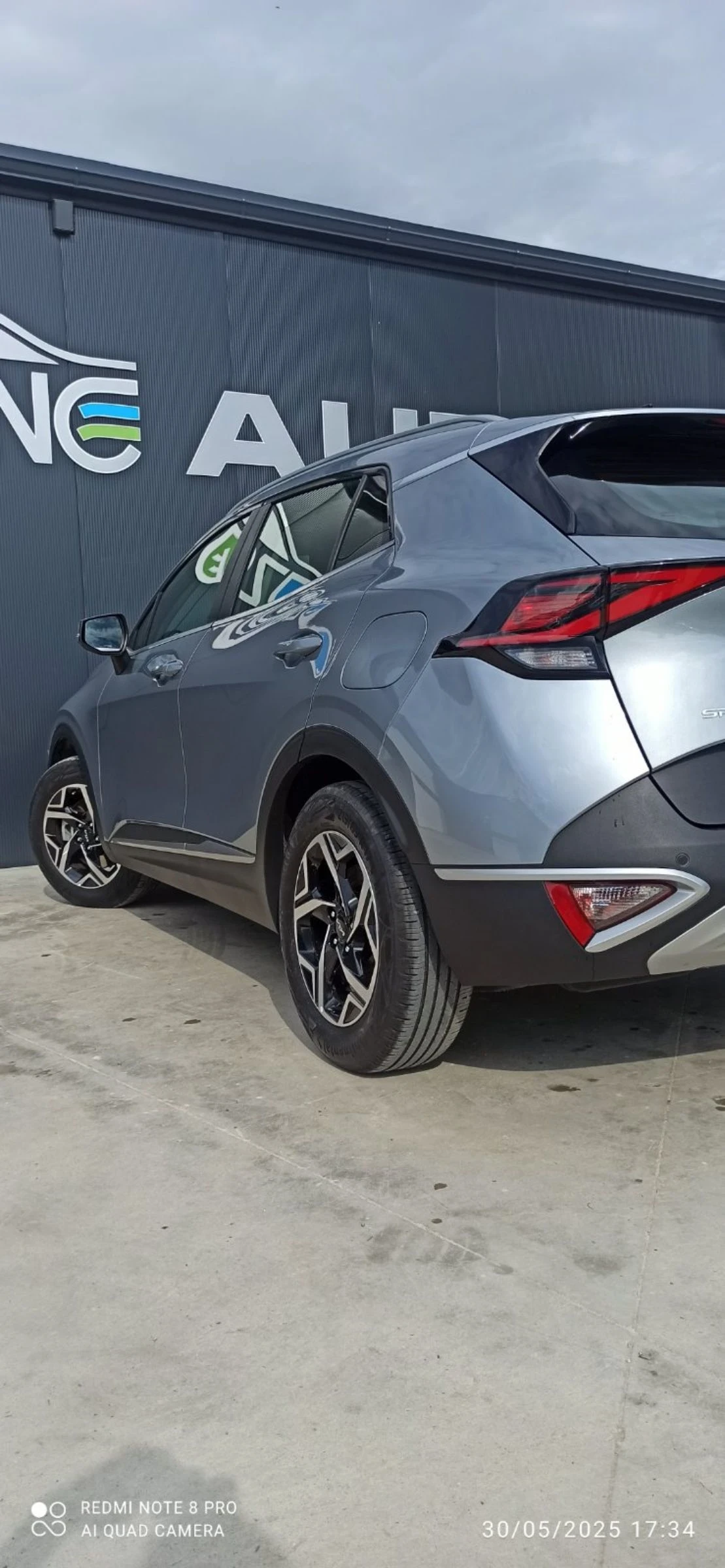 Kia Sportage 40000km Гаранционен  - изображение 6