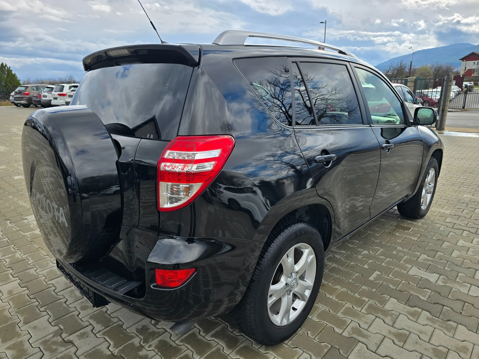 Toyota Rav4 2.2D4D, 150к.с., 4х4, Face! - изображение 2