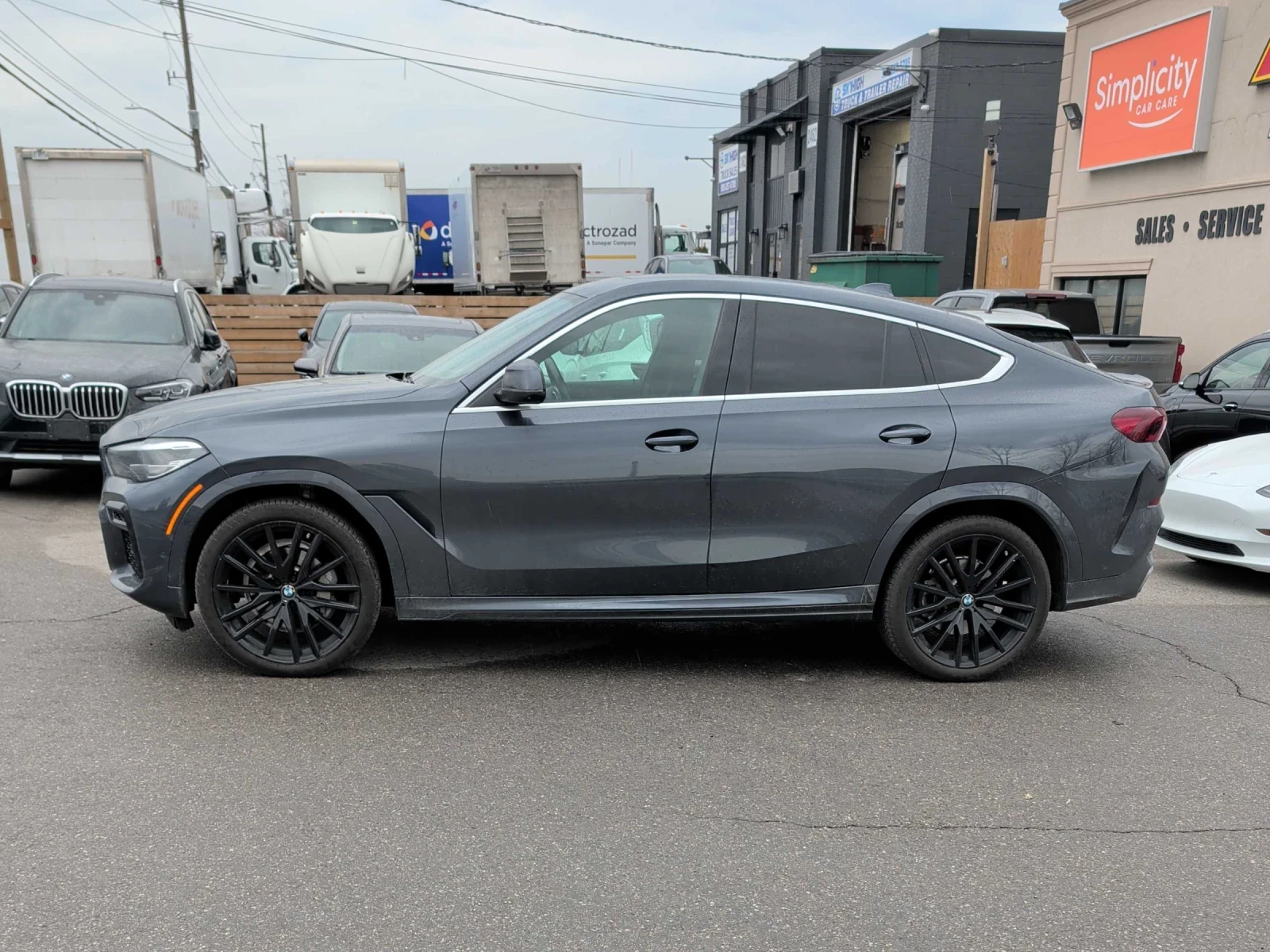 BMW X6 40i * M-PACK * CAR FAX * АВТО КРЕДИТ * ЦЕНА ДО БГ*, снимка 4 - Автомобили и джипове - 54044723