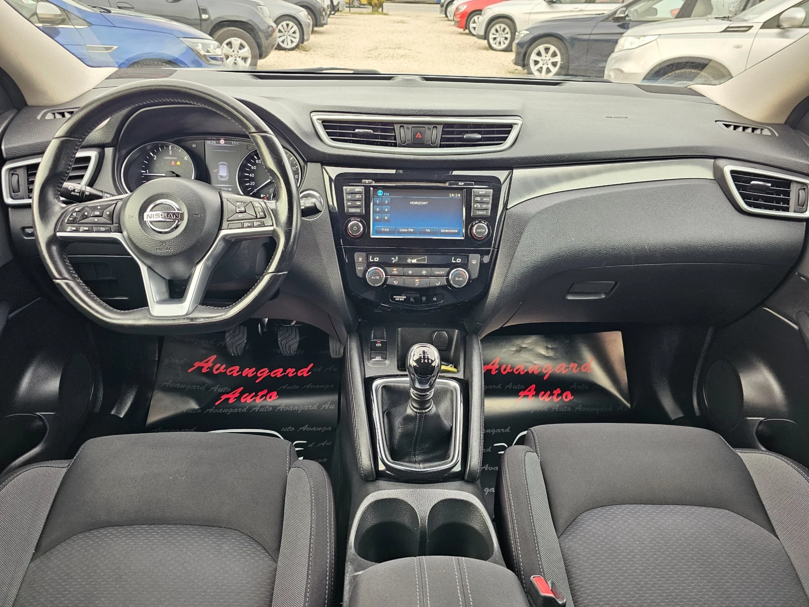 Nissan Qashqai 1.5dCi, 110к.с., Facelift, Tekna , снимка 7 - Автомобили и джипове - 54209441