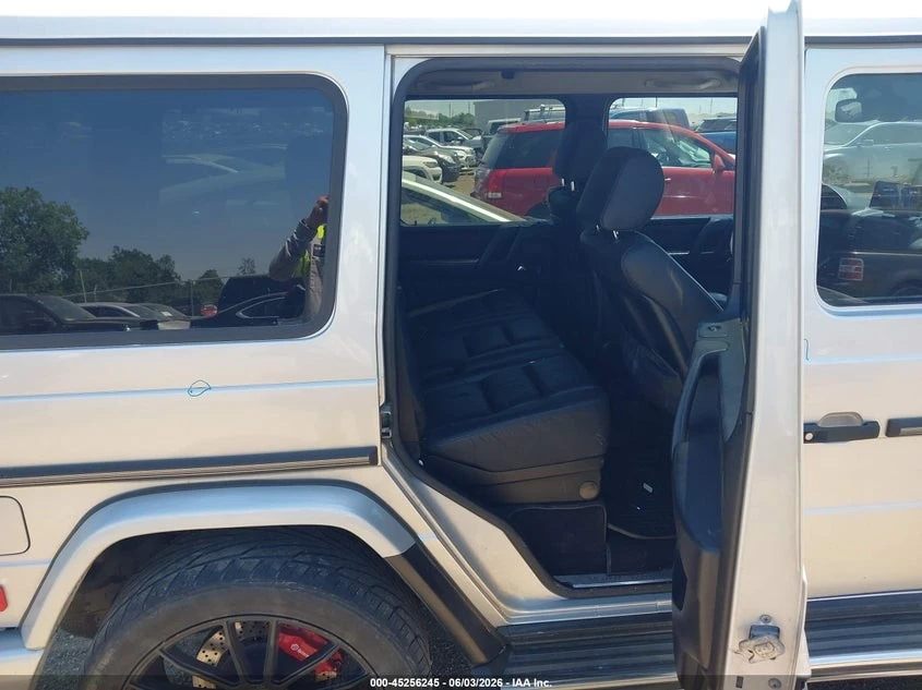 Mercedes-Benz G 500 4MATIC* КАМЕРА* ПОДГРЕВ, снимка 7 - Автомобили и джипове - 54940621
