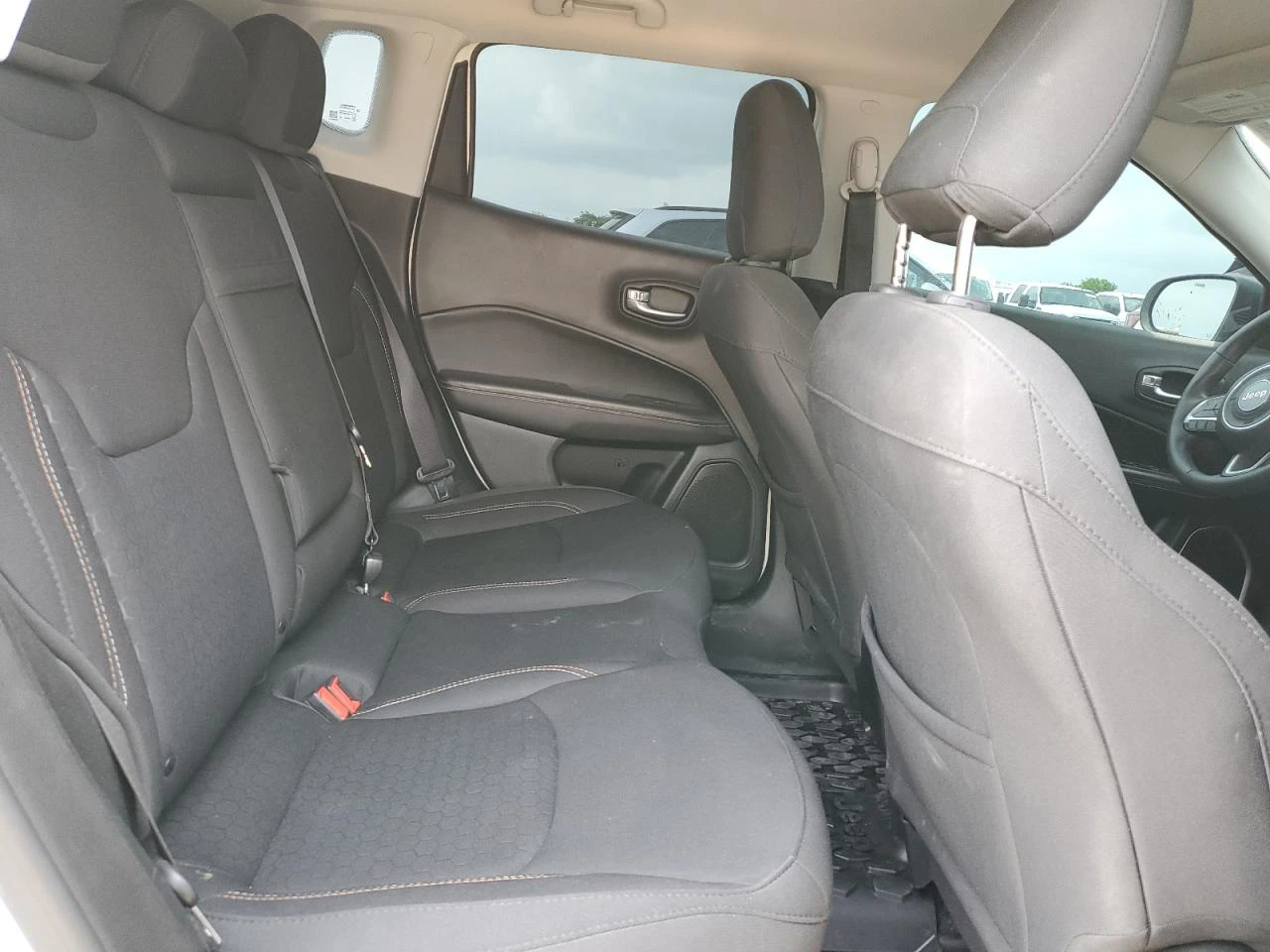 Jeep Compass 2.4l Sport, снимка 10 - Автомобили и джипове - 55103042