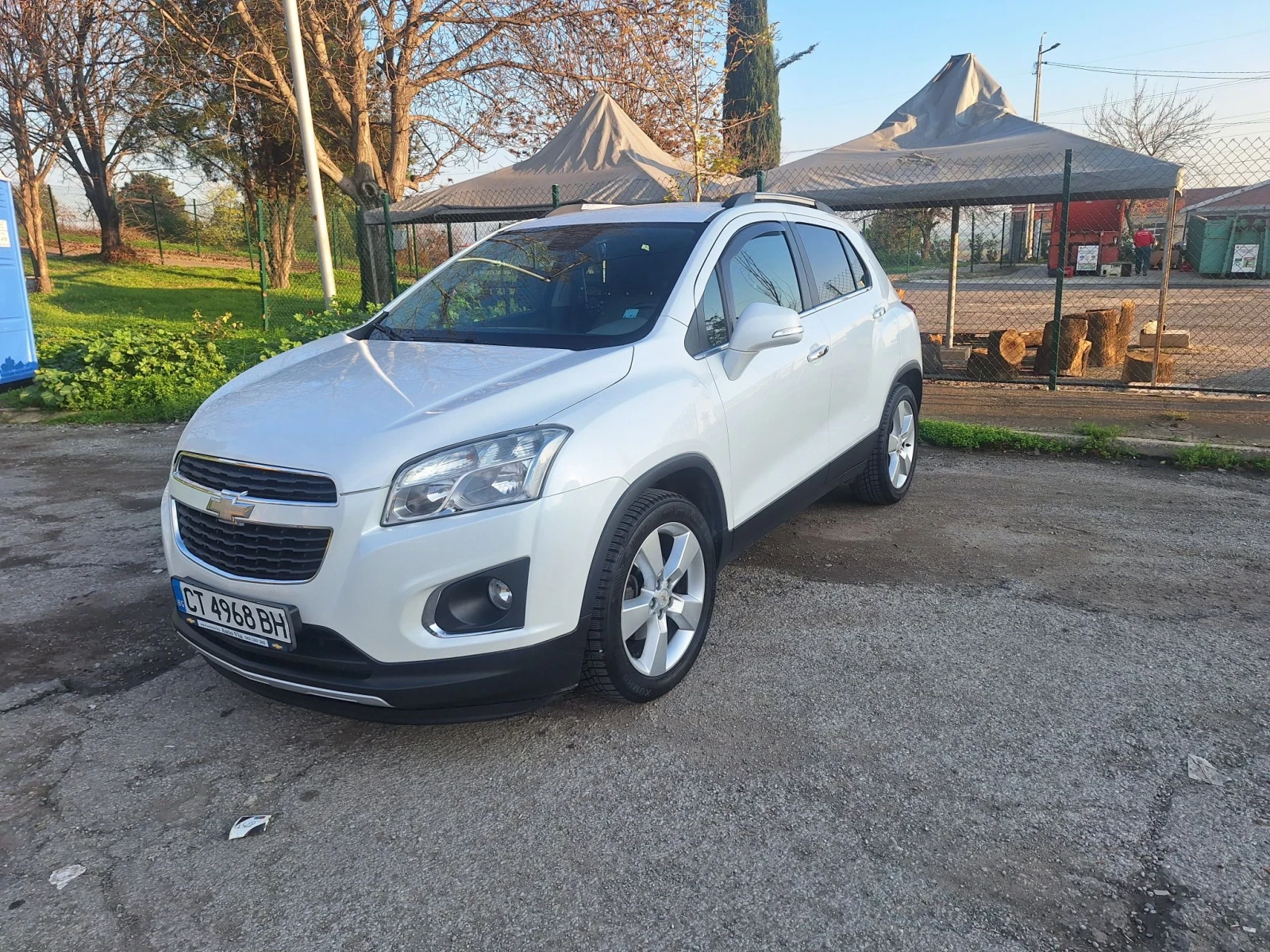 Chevrolet Trax, снимка 3 - Автомобили и джипове - 55886567