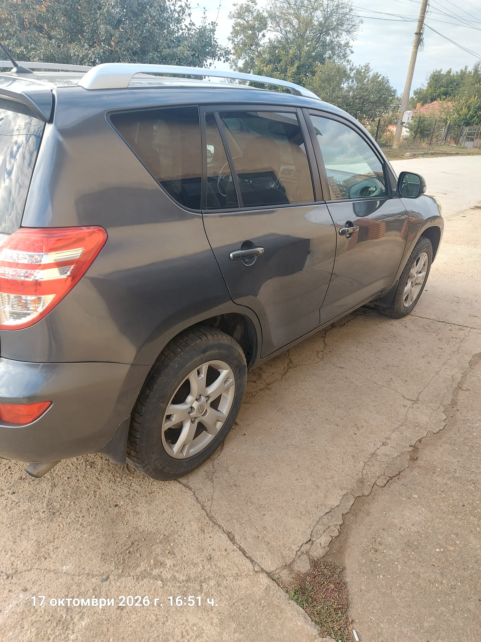Toyota Rav4 2.2 D4D, снимка 7 - Автомобили и джипове - 56544508