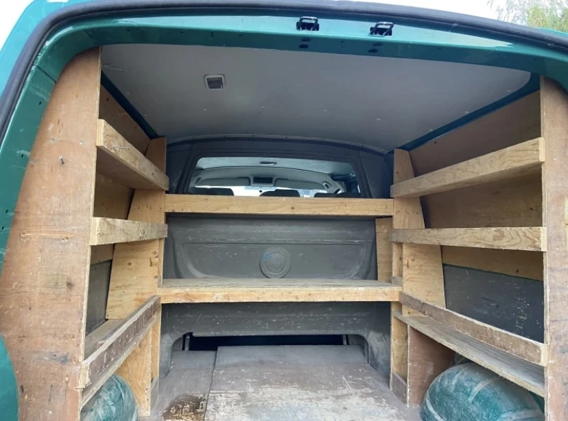 VW Transporter 2.0d Товаропьтнически 6-МЕСТЕН, снимка 12 - Бусове и автобуси - 54169010