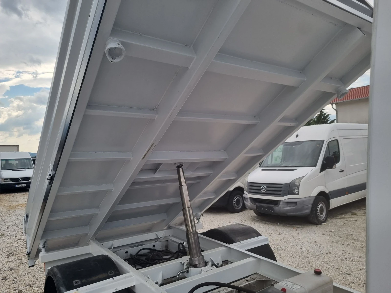 Mercedes-Benz Sprinter 412 самосвал, снимка 7 - Бусове и автобуси - 55221045