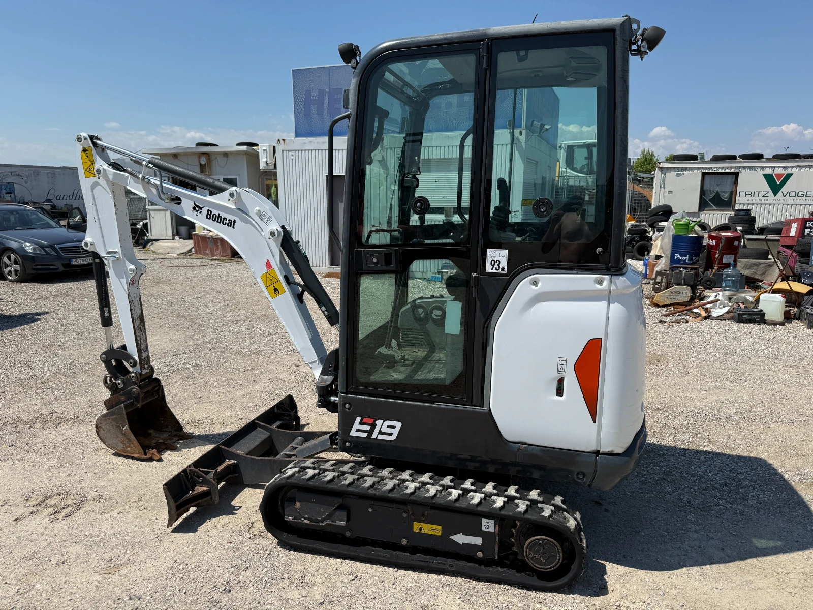 Багер Bobcat E19 - 600 моточаса, снимка 5 - Индустриална техника - 54682063