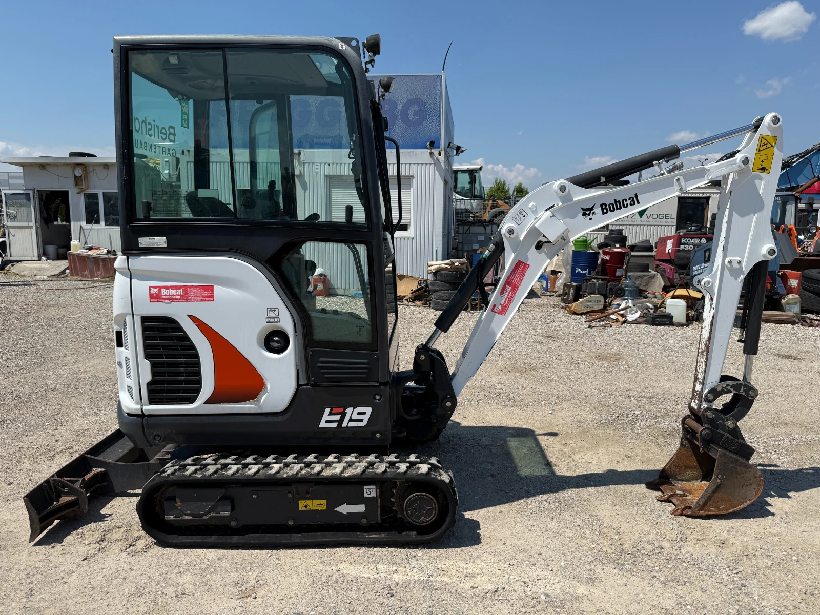 Багер Bobcat E19 - 600 моточаса, снимка 9 - Индустриална техника - 54682063