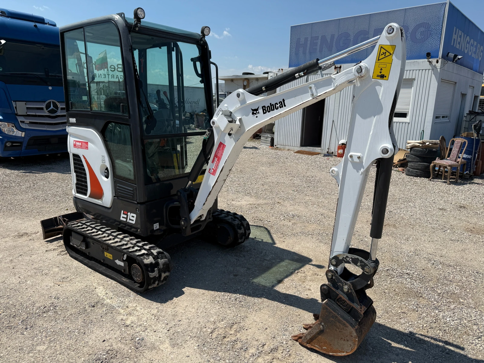 Багер Bobcat E19 - 600 моточаса, снимка 13 - Индустриална техника - 54682063