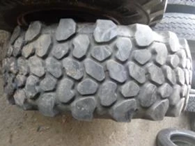 Гуми, снимка 10