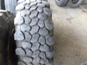 Гуми, снимка 9