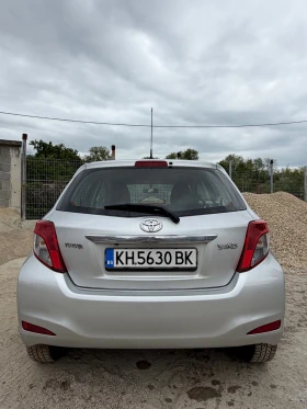 Toyota Yaris 1.3, снимка 3