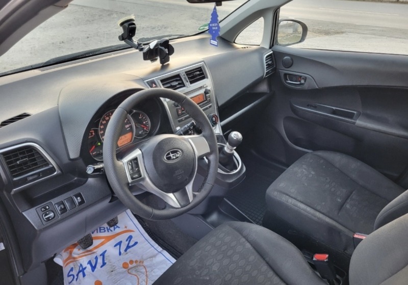 Subaru Trezia 1.3, снимка 9 - Автомобили и джипове - 45799473