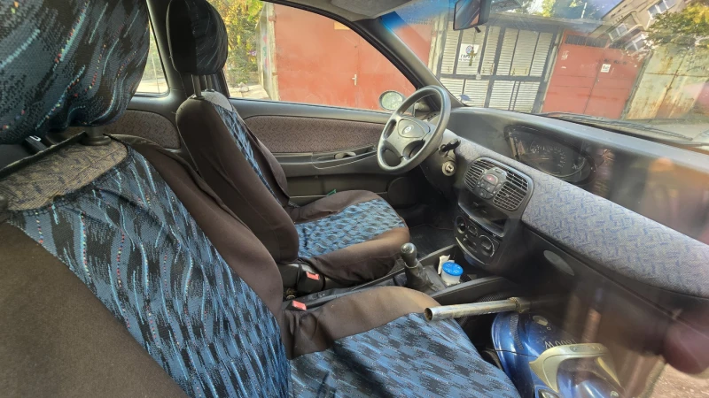 Lancia Y 1.2, снимка 8 - Автомобили и джипове - 47355358