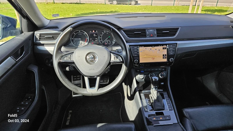 Skoda Superb, снимка 11 - Автомобили и джипове - 47458645