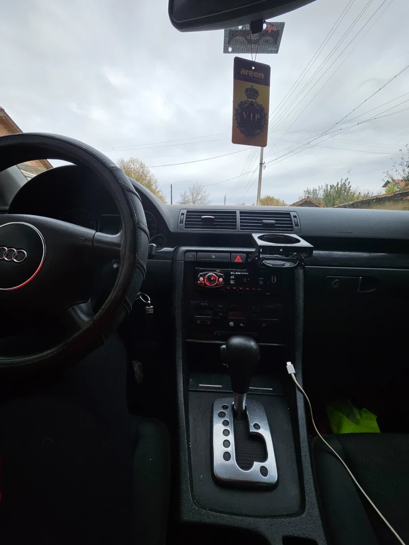 Audi A4, снимка 3 - Автомобили и джипове - 47821683