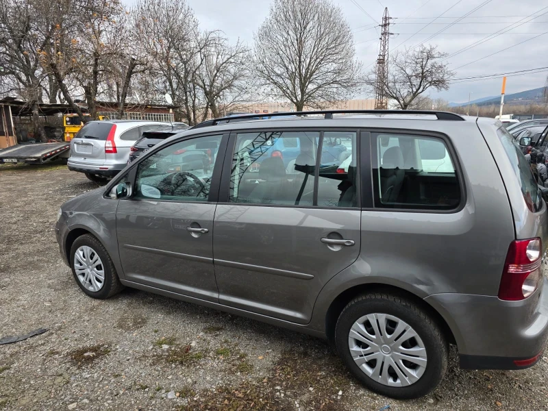 VW Touran 1.9 TDI, снимка 6 - Автомобили и джипове - 48317961