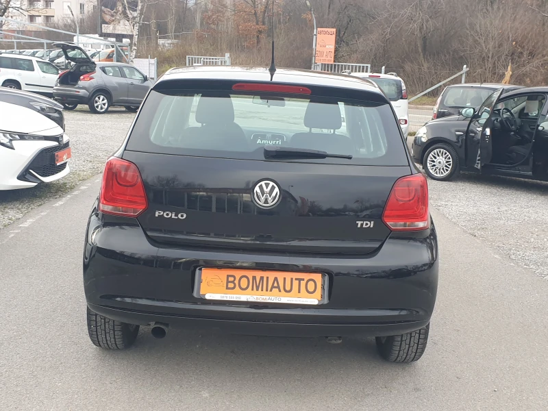 VW Polo 1.6TDi* HIGHLINE* EURO5A* Klimatronik* 104000km!, снимка 5 - Автомобили и джипове - 48329923