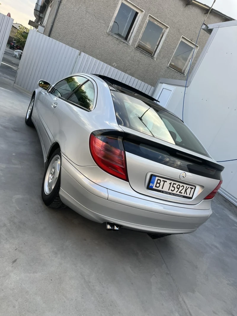 Mercedes-Benz C 220, снимка 3 - Автомобили и джипове - 48928211