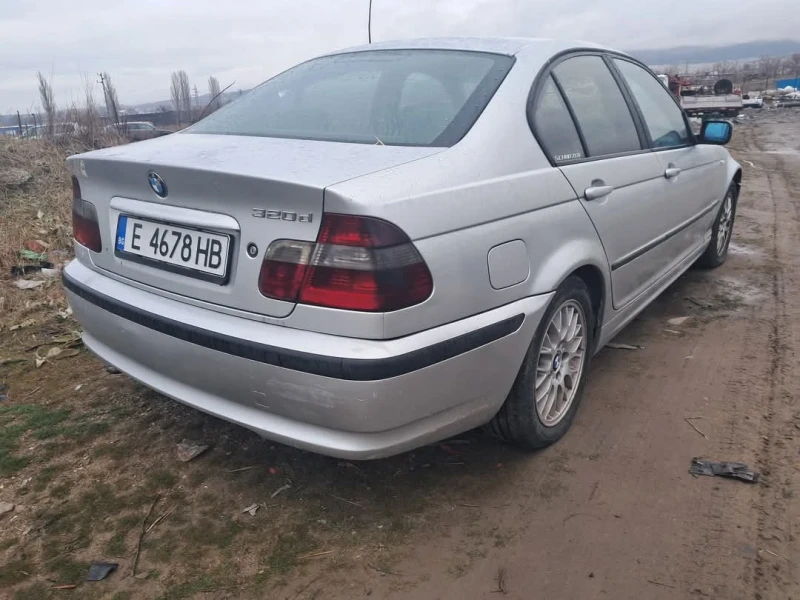 BMW 320 Бартер, снимка 3 - Автомобили и джипове - 48682958